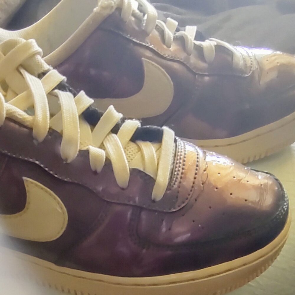 Nike Air Force 1 07 LV8 Iridescent Iced Lilac Men's Athletic Shoe - Size 6.5